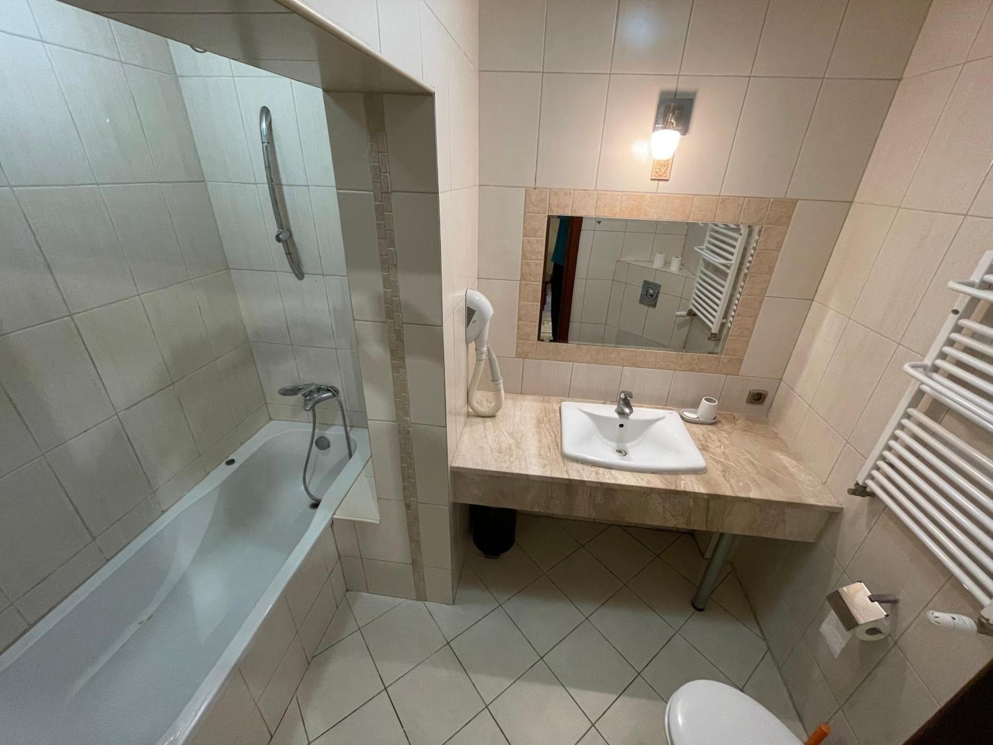 Privet Room With Bathrom 150M From The Beach سوبوت المظهر الخارجي الصورة